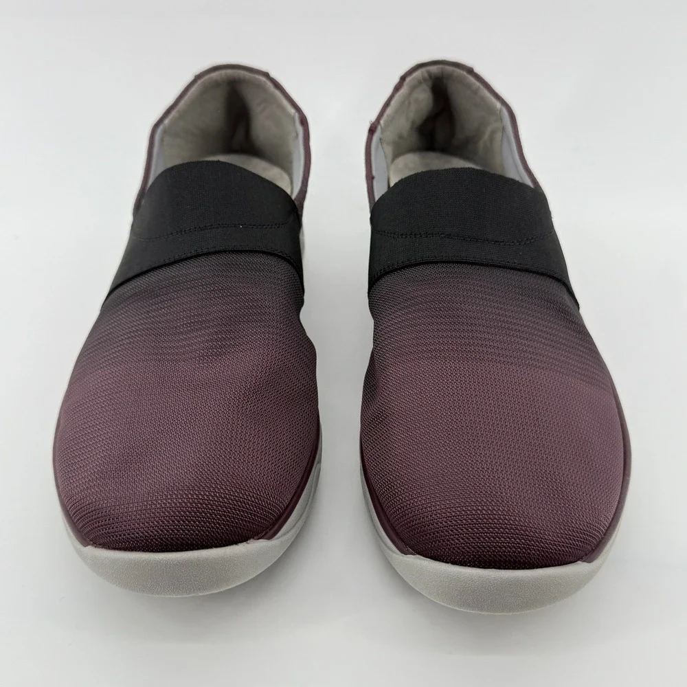 Clarks Cloudsteppers McKella‎ Brynn Slip On Casual Shoes Purple Women 11.5 WIDE